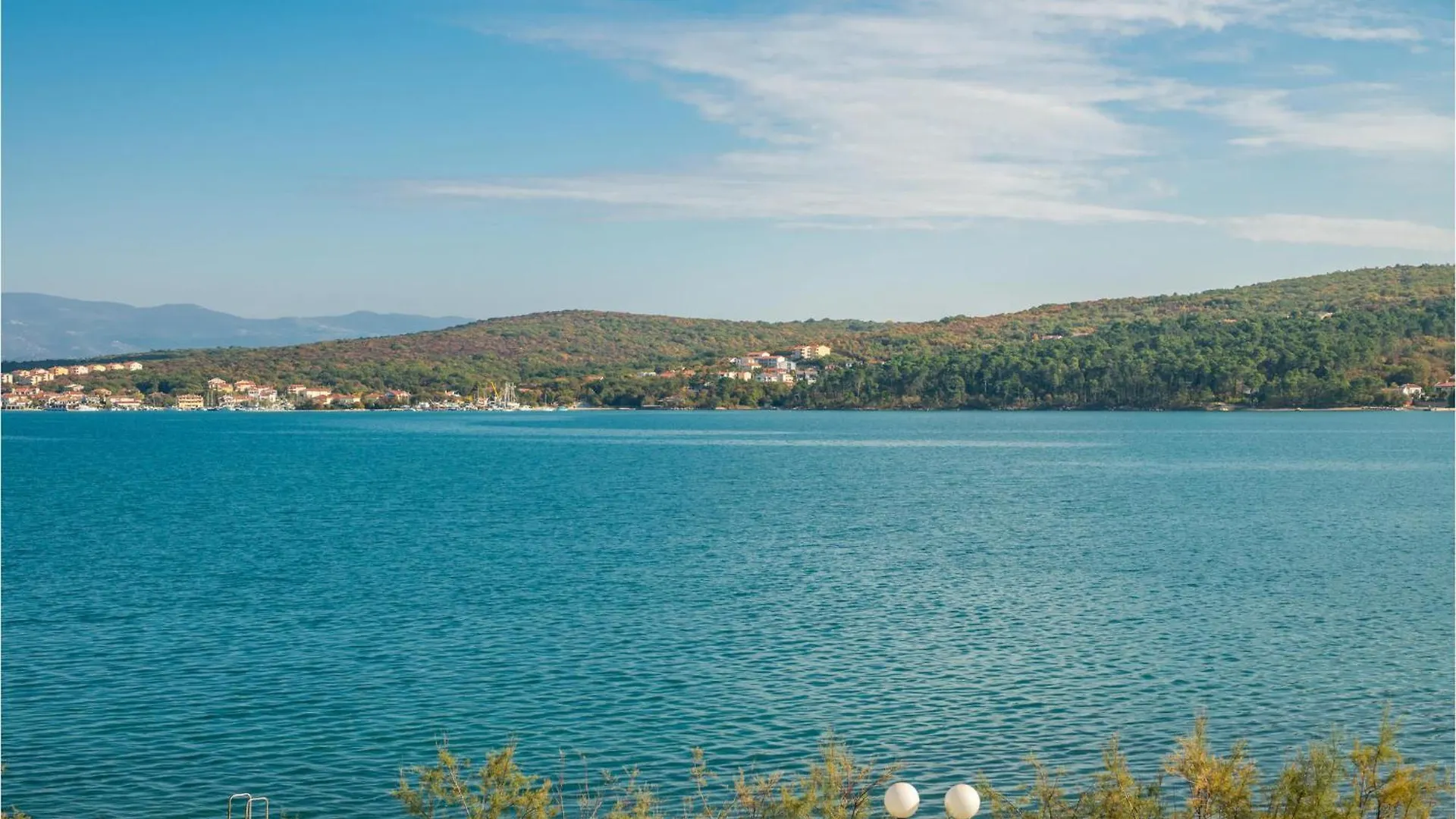 Gorgeous Apartment In Cizici With House Sea View