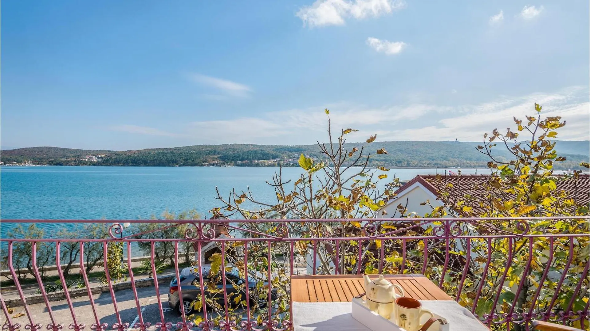 Gorgeous Apartment In Cizici With House Sea View