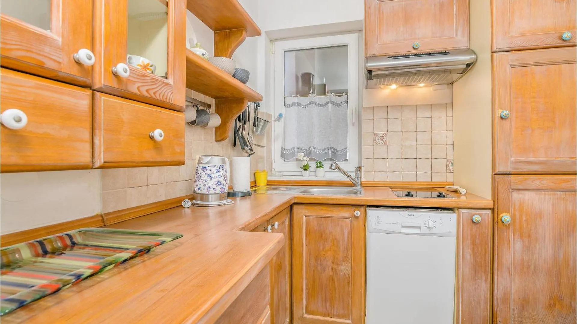 Gorgeous Apartment In Cizici With House Sea View Croatia