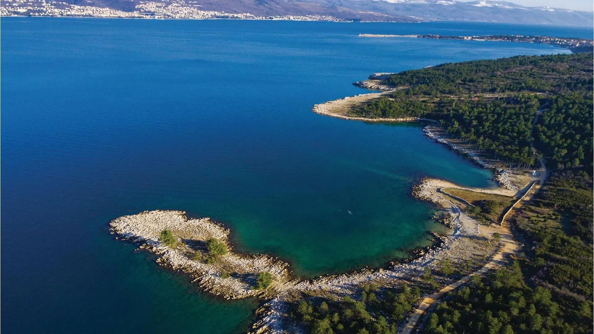 Gorgeous Apartment In Cizici With House Sea View